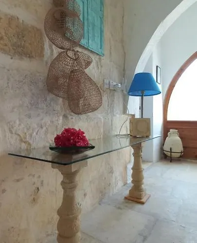 Dar Ta' Xmun - Idyllic With Pool, Garden, Seaview & Sunset サン・ローレンツ