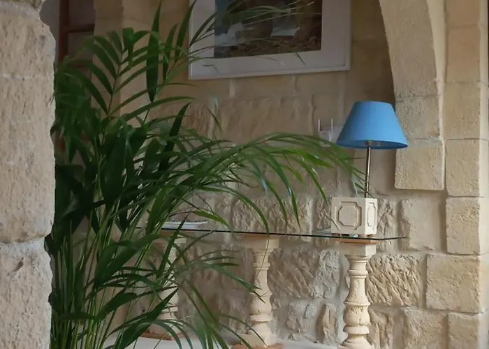 Dar Ta' Xmun - Idyllic With Pool, Garden, Seaview & Sunset *