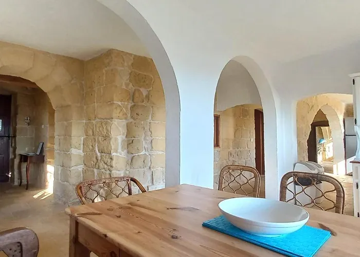 Dar Ta' Xmun - Idyllic With Pool, Garden, Seaview & Sunset * サン・ローレンツ