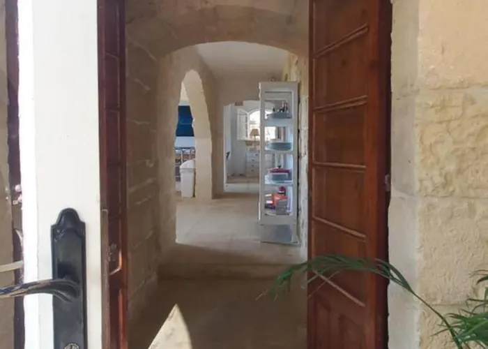 Dar Ta' Xmun - Idyllic With Pool, Garden, Seaview & Sunset 別荘