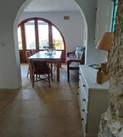 Dar Ta' Xmun - Idyllic With Pool, Garden, Seaview & Sunset *