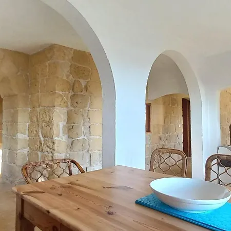 Dar Ta' Xmun - Idyllic With Pool, Garden, Seaview & Sunset * San Lawrenz