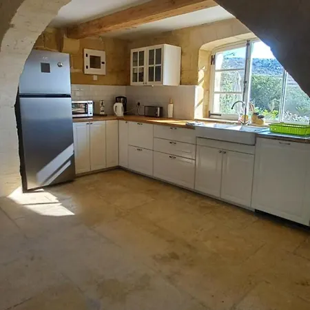 Dar Ta' Xmun - Idyllic With Pool, Garden, Seaview & Sunset